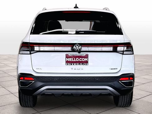 New 2026 Volkswagen Taos SEL AWD/4WD image 4
