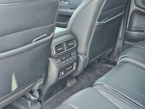 Used 2023 Honda Pilot Elite image 28