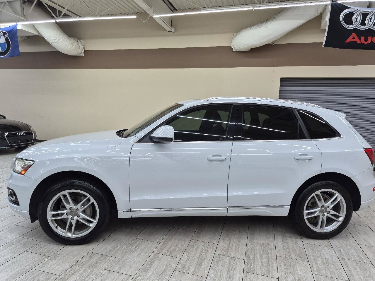 Used 2014 Audi Q5 2.0T Premium Plus w/ Premium Plus Package AWD/4WD image 5
