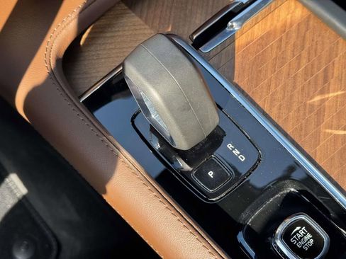 Used 2024 Volvo XC90 T8 Plus w/ Protection Package Premier image 28