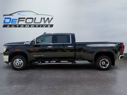 Used 2023 GMC Sierra 3500 SLT w/ SLT Convenience Package AWD/4WD image 6