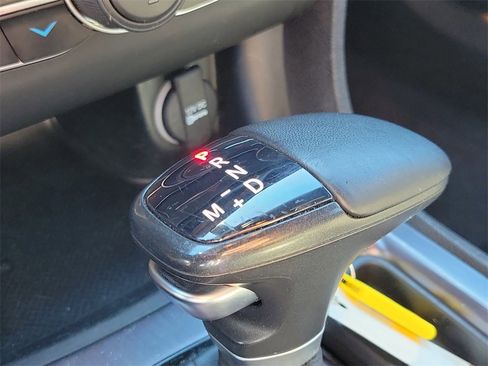 Used 2018 Dodge Charger SXT Plus w/ Blacktop Package image 27