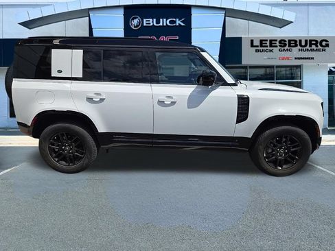 Used 2023 Land Rover Defender 110 X-Dynamic SE AWD/4WD image 8