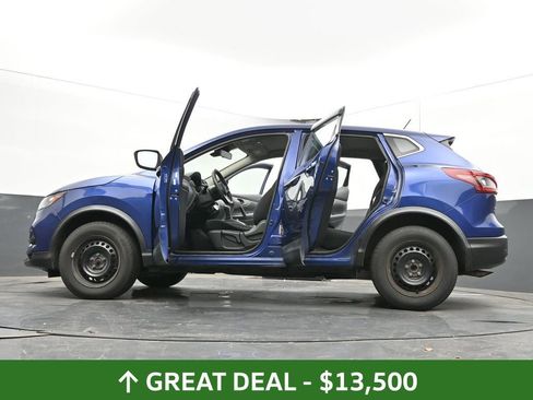 Used 2020 Nissan Rogue Sport S image 71