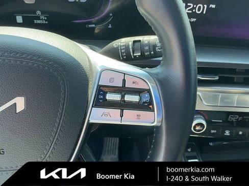 Certified 2025 Kia Telluride S image 22