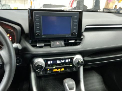 Certified 2022 Toyota RAV4 XLE Premium image 18