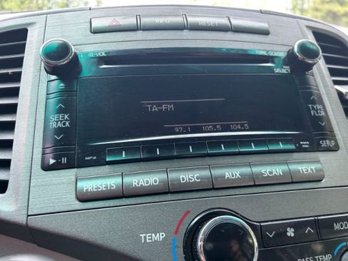Used 2012 Toyota Venza XLE AWD/4WD image 12
