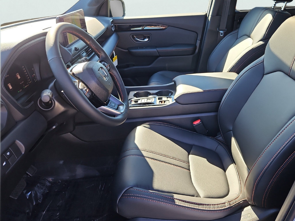 New 2026 Honda Pilot TrailSport image 21