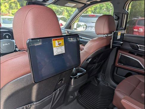 New 2025 Kia Telluride SX w/ SX Captain's Chair Package image 13