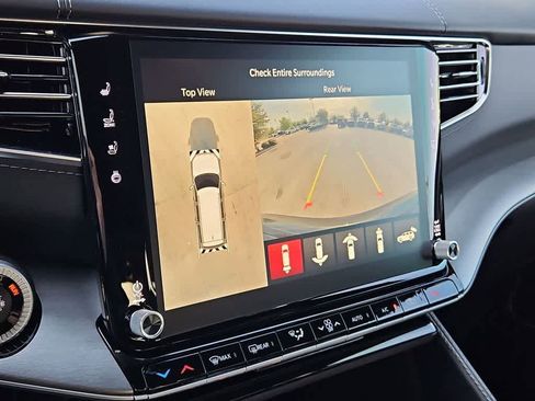 New 2026 Jeep Grand Wagoneer Limited AWD/4WD image 32