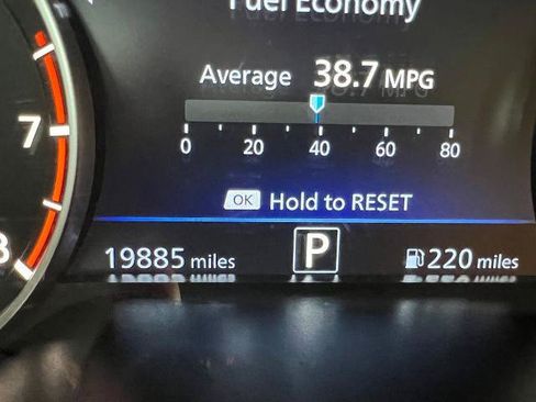 Certified 2023 Nissan Altima 2.5 SR w/ SR Premium Package FWD image 22