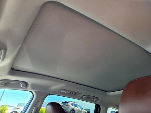 Used 2019 Subaru Ascent Touring AWD/4WD image 12