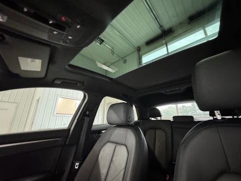 Used 2023 Audi Q3 2.0T Premium image 23