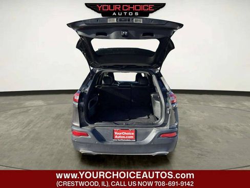 Used 2015 Jeep Cherokee Limited AWD/4WD image 10