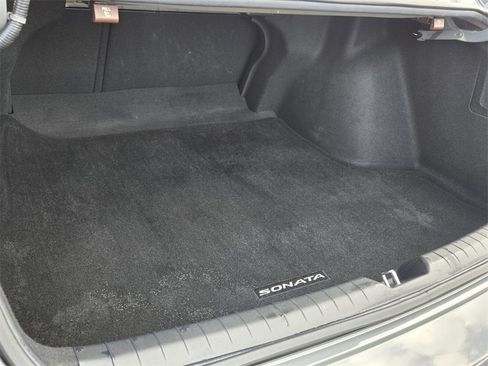 Certified 2023 Hyundai Sonata SEL w/ Convenience Package image 15