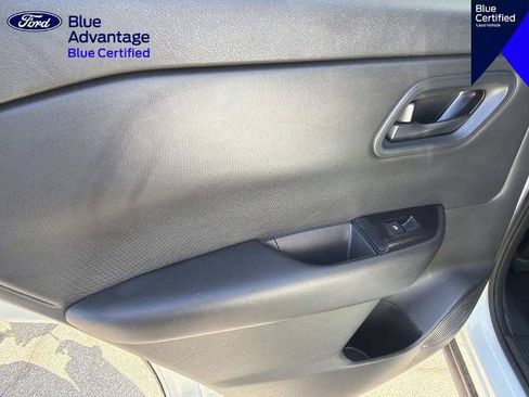 Used 2024 Nissan Rogue S FWD image 11