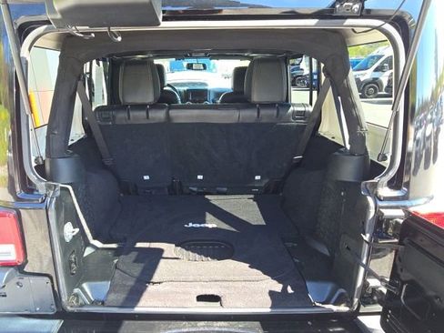 Certified 2017 Jeep Wrangler Unlimited Sahara w/ Dual Top Group AWD/4WD image 20