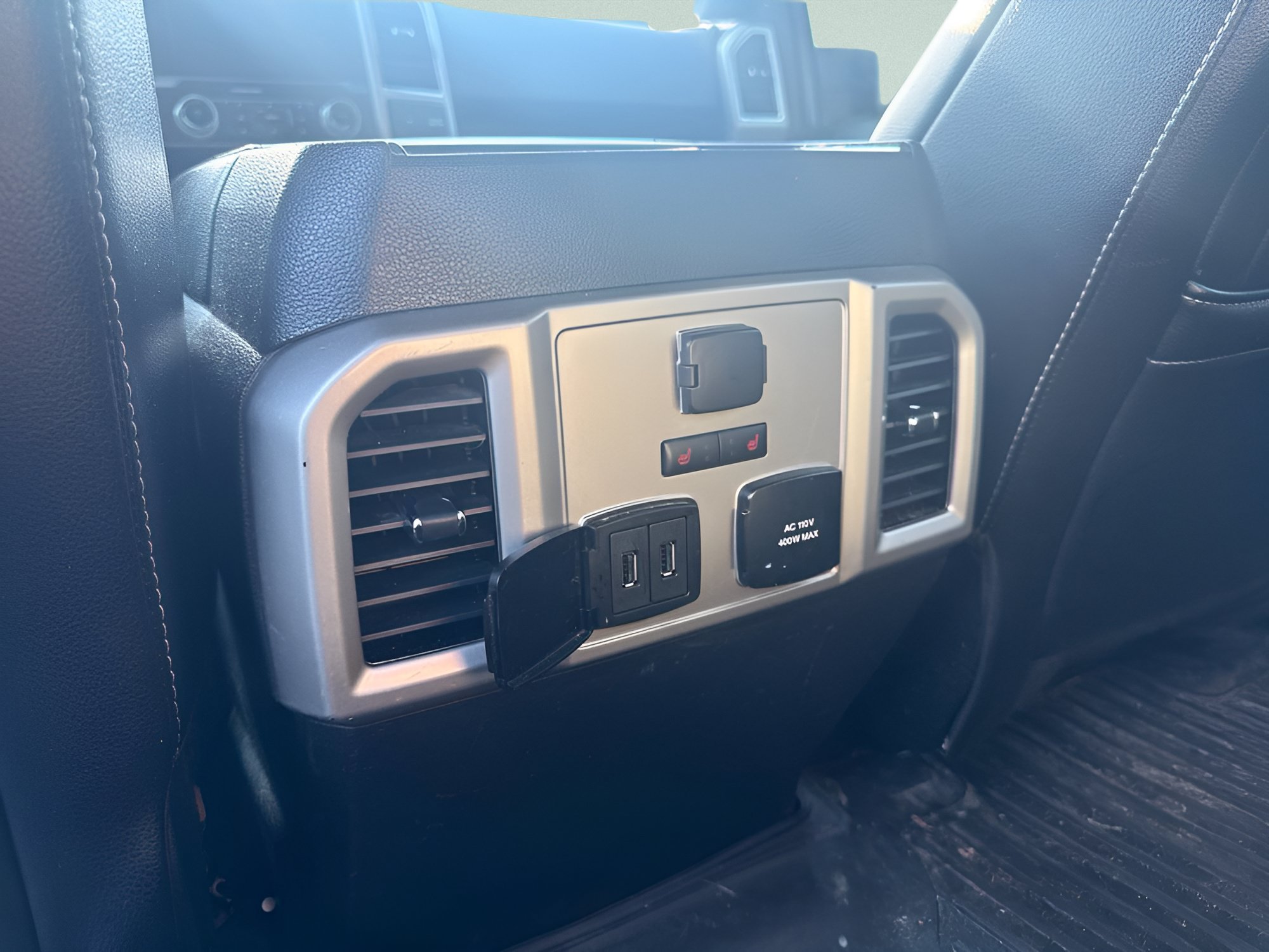 Used 2020 Ford F150 Lariat w/ Equipment Group 502A Luxury AWD/4WD image 15