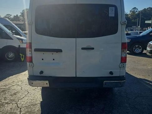 Used 2013 Nissan NV 2500 SV w/ Technology Pkg image 4