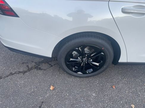 New 2025 Honda Accord SE image 23