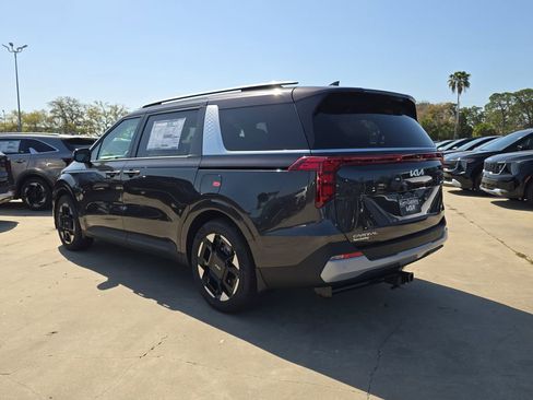 New 2026 Kia Carnival EX image 6