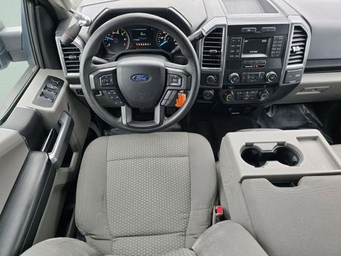 Used 2016 Ford F150 XLT w/ Trailer Tow Package image 33