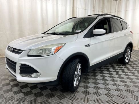 Used 2014 Ford Escape SE w/ Leather Comfort Package AWD/4WD image 14