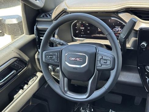New 2026 GMC Sierra 2500 AT4 w/ AT4 Premium Plus Package AWD/4WD image 8