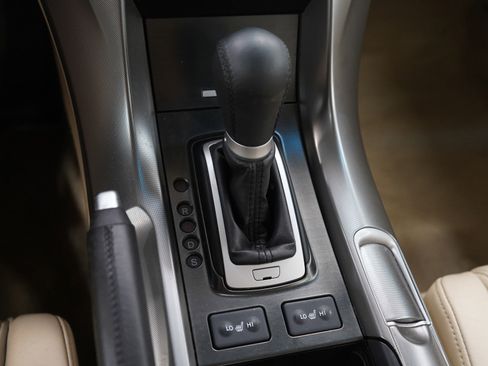 Used 2009 Acura TL w/ Technology Package FWD image 21