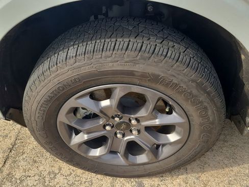 Used 2022 Ford Maverick XLT w/ XLT Luxury Package image 10