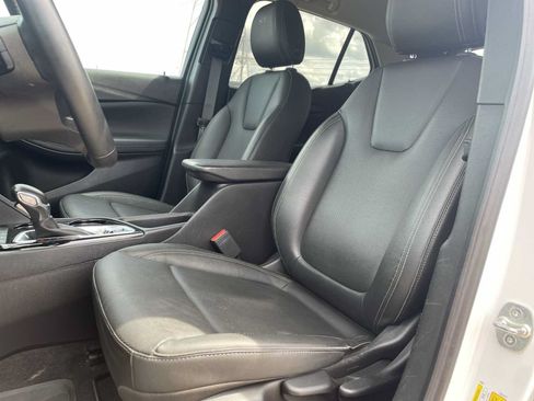 Used 2024 Buick Encore GX Sport Touring w/ Advanced Technology Package AWD/4WD image 19
