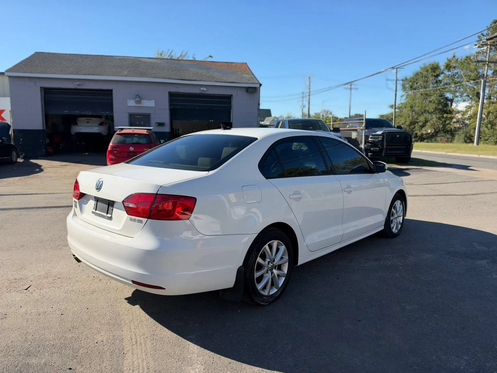 Used 2012 Volkswagen Jetta SE FWD image 5