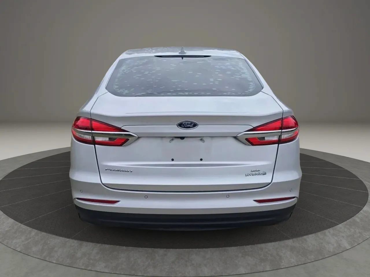 Used 2019 Ford Fusion SE FWD image 5