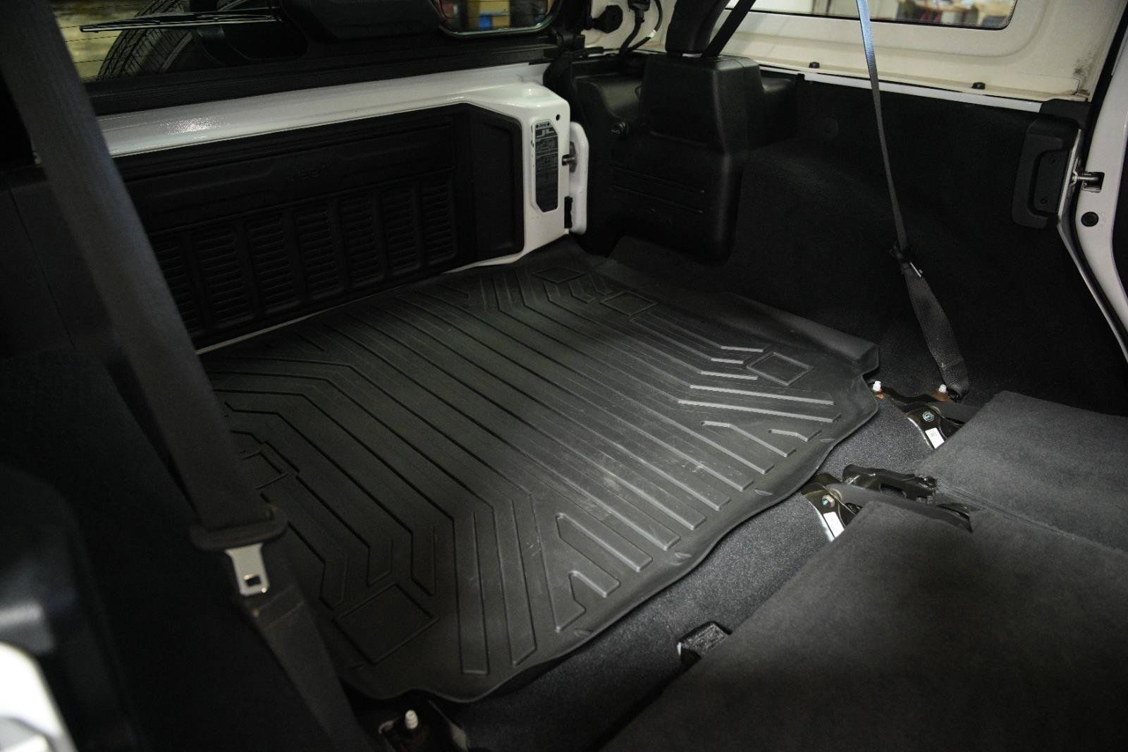 Used 2022 Jeep Wrangler Unlimited Sport AWD/4WD image 12