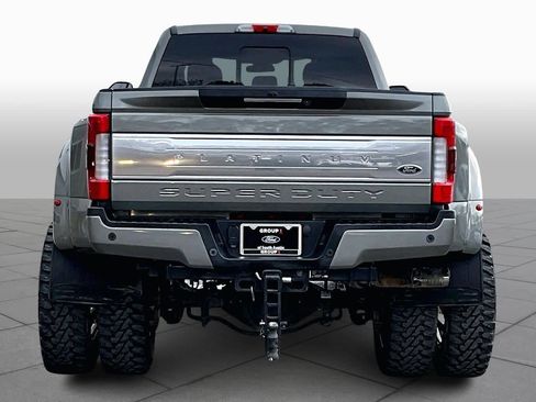 Used 2019 Ford F450 Platinum w/ Platinum Ultimate Package image 5
