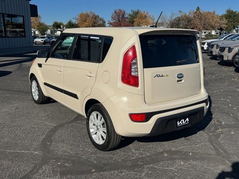 Used 2013 Kia Soul + w/ Eco Pkg image 3