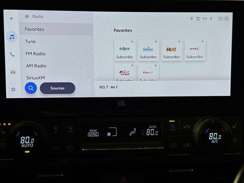 Used 2024 Toyota Grand Highlander Limited image 15