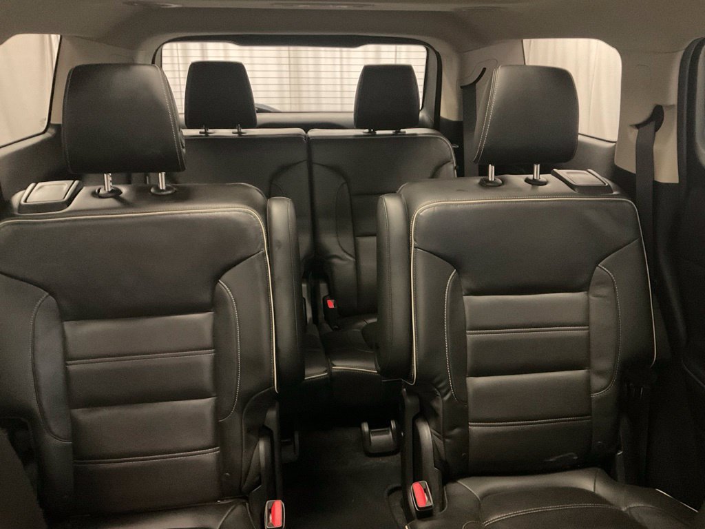 Used 2017 GMC Acadia Denali w/ Technology Package AWD/4WD image 27