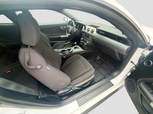 Used 2023 Ford Mustang GT RWD image 29