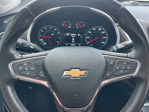 Used 2021 Chevrolet Malibu RS image 22