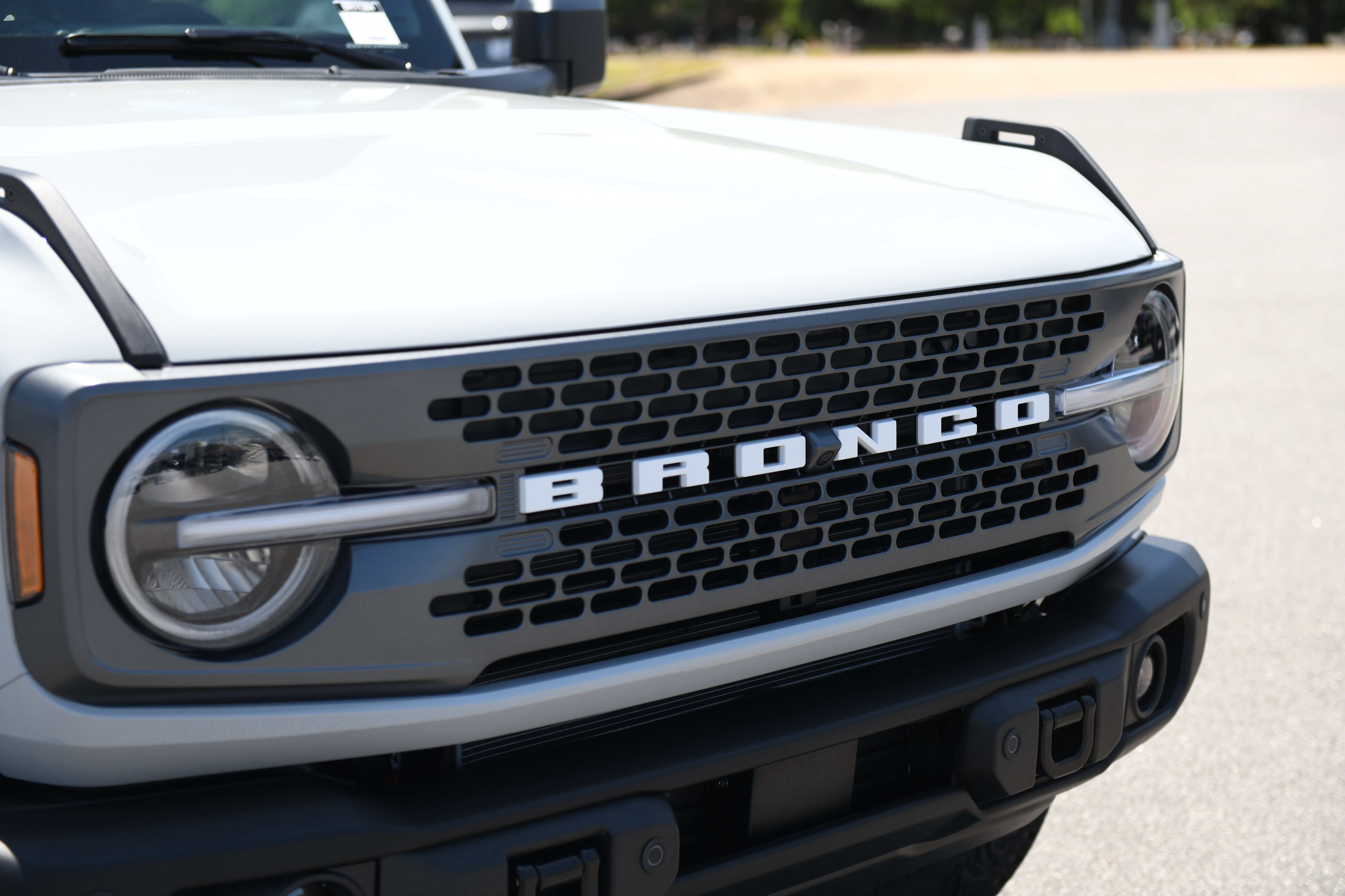 New 2026 Ford Bronco Badlands AWD/4WD image 3