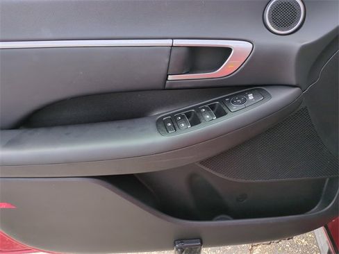 Used 2021 Hyundai Sonata SEL w/ Cargo Package image 15
