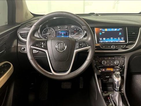 Used 2019 Buick Encore Preferred image 5