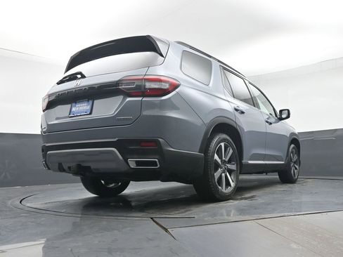 Used 2024 Honda Pilot Touring image 36