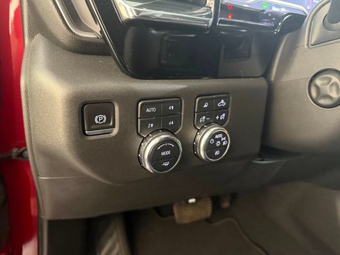 Used 2024 GMC Sierra 1500 SLT w/ SLT Premium Plus Package AWD/4WD image 4