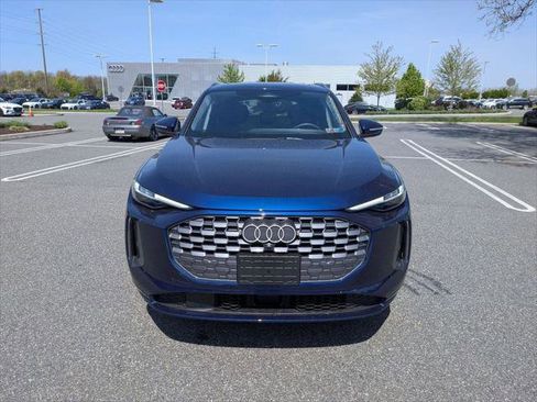 Certified 2025 Audi Q5 Premium w/ Premium Plus AWD/4WD image 2