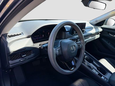 Used 2023 Honda Accord EX image 25