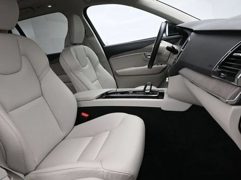Used 2023 Volvo XC90 B6 Plus w/ Protection Package AWD/4WD image 34