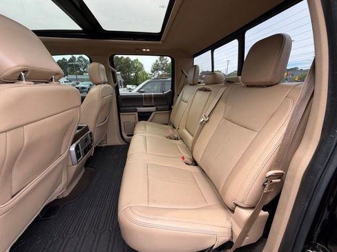 Used 2020 Ford F150 Lariat image 18