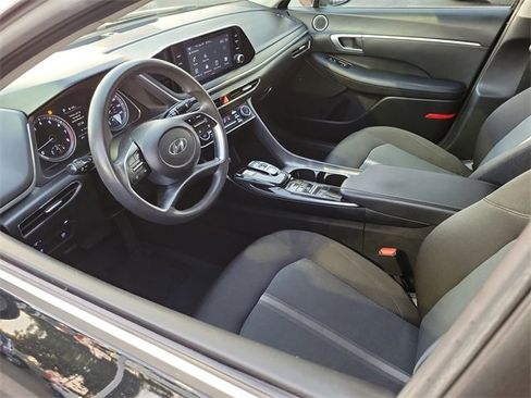 Used 2021 Hyundai Sonata SEL w/ Cargo Package image 3